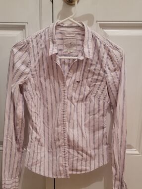 Hollister Button Down Top. Pink, White, Black Striped. Sized Med.
